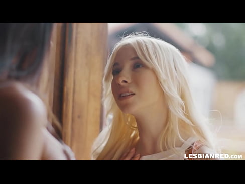 ❤️ A nena chega a casa uns meses despois e acaba comendo o coño da súa madrastra ❤ Só porno a nós gl.pornoreino-com.ru ️❤